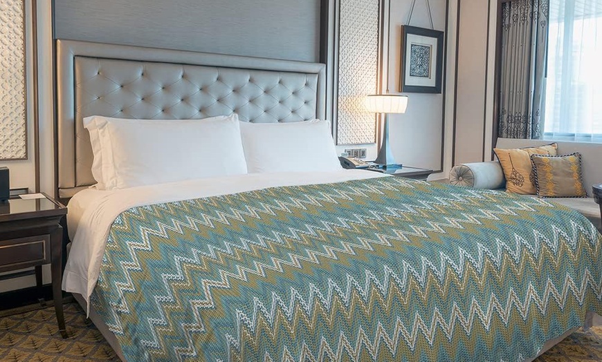 Image 18: Tagesdecke aus Piqué-Baumwolle für Frühling und Sommer