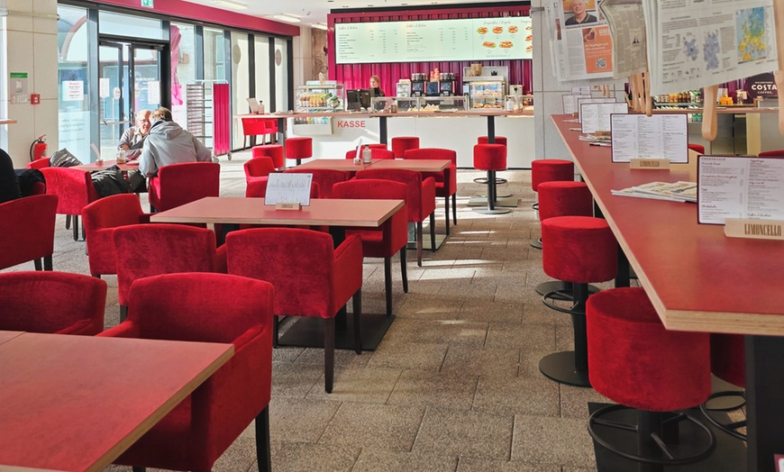 Image 5: Waffeln oder Pancakes nach Wahl für 2 oder 4 Personen