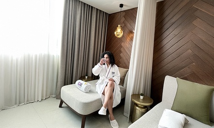 For 1: Sole & Glow Treat - 30 mins Foot Reflexology + Face Sheet Mask
