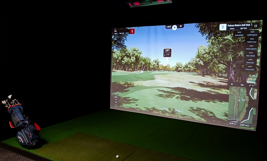 Image 1: Experience the Thrill Of Indoor Golf Play Simulator