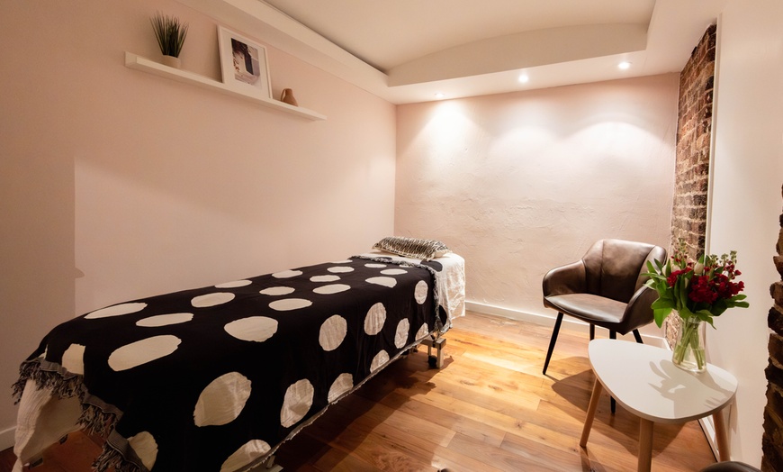 Image 23: Glow & Renewal: Gua Sha Facial — 60 or 75 Minute Session