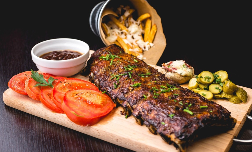 Image 5: Mixed grill met friet en salade