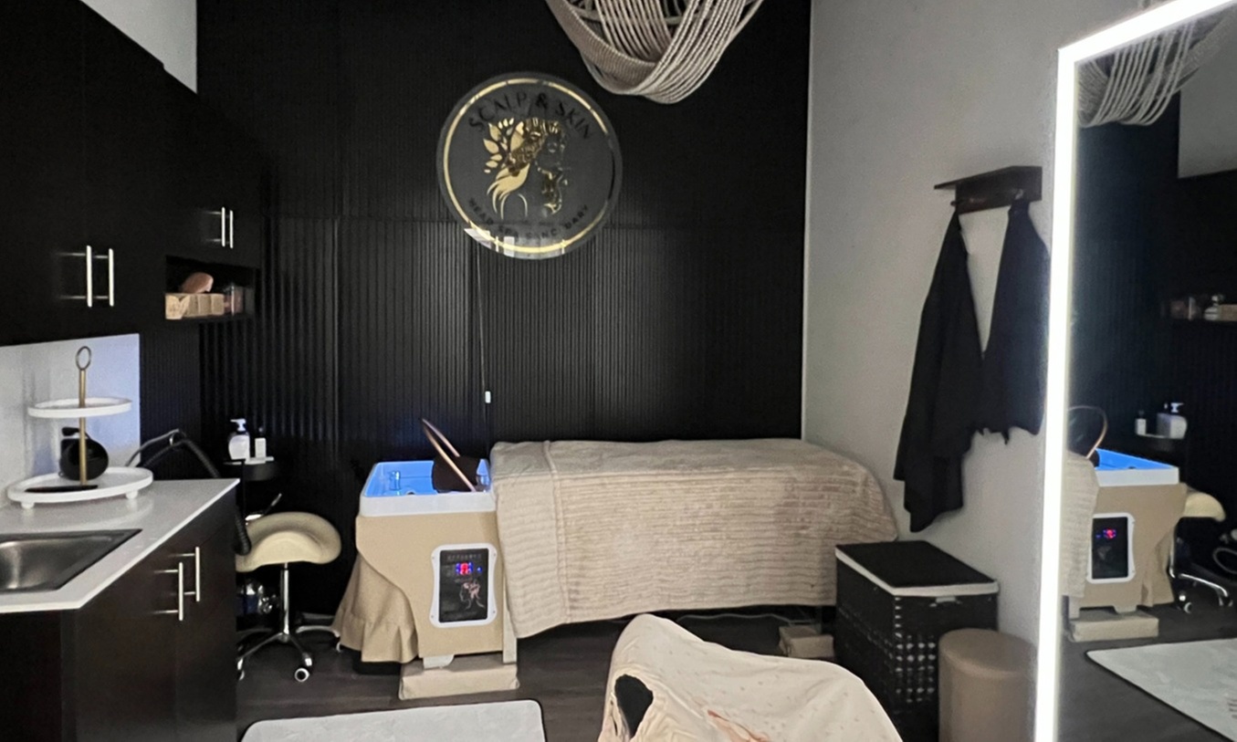 Luxurious 60/70-Min Head Spa Treatment w/ Massage on Neck & Scalp 