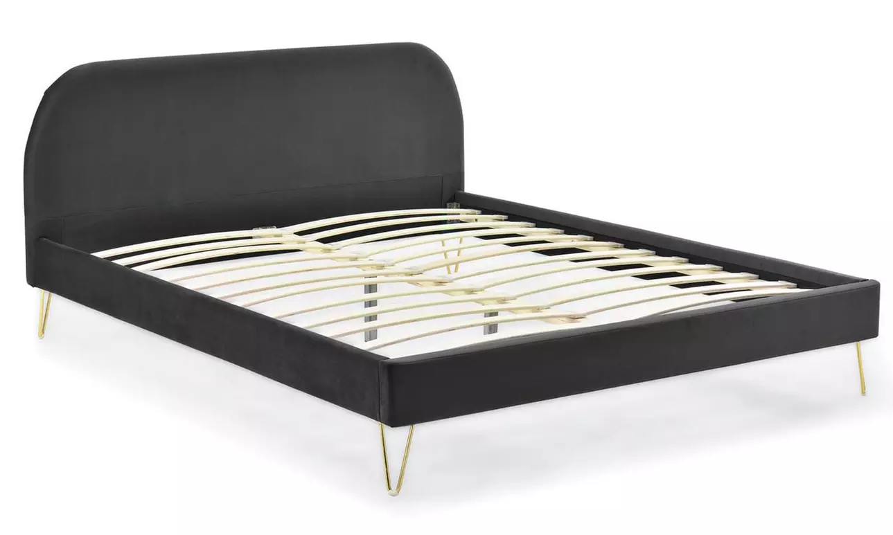 Lit velours "Garbera" 140 x 190 cm ou 160 x 200 cm de Kocoon