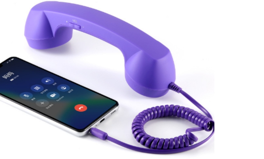 Image 5: Retro Style Phone Handset with Stylish Design and Clear Audio