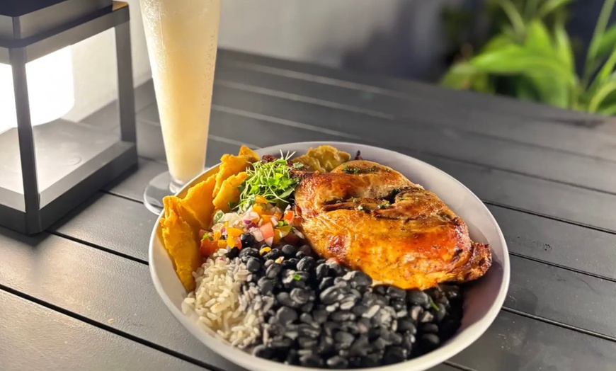 Image 10: Chef-Driven Dinner & Lunch with Cocktails or Dining Credit in Miami