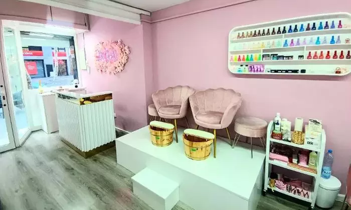 Extensiones con acabado natural, wispy o volumen ruso