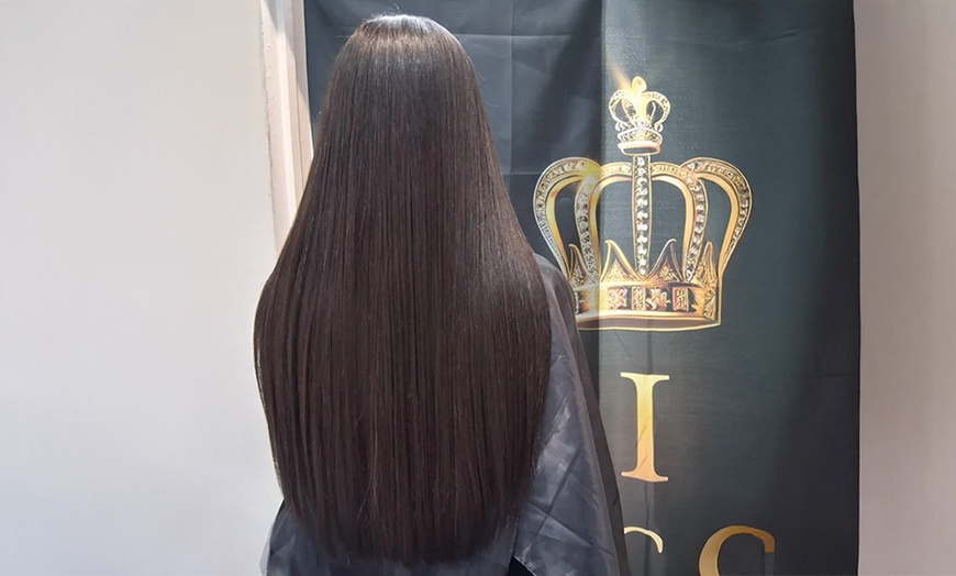 Image 5: Refresh Look: Wash, Cut & Blowdry or WCB & Half/ Full Head Highlights