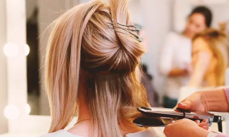 Sesión de peluquería con lavado y corte y opción a tinte o mechas