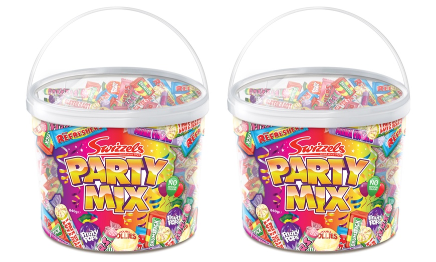 Image 2: Swizzels Party Tub