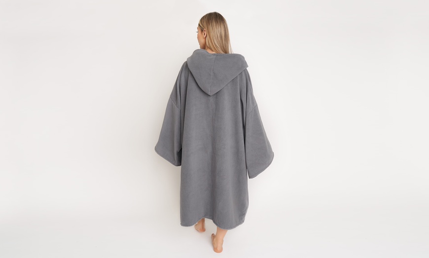 Image 13: Adult Oversized Poncho Towel