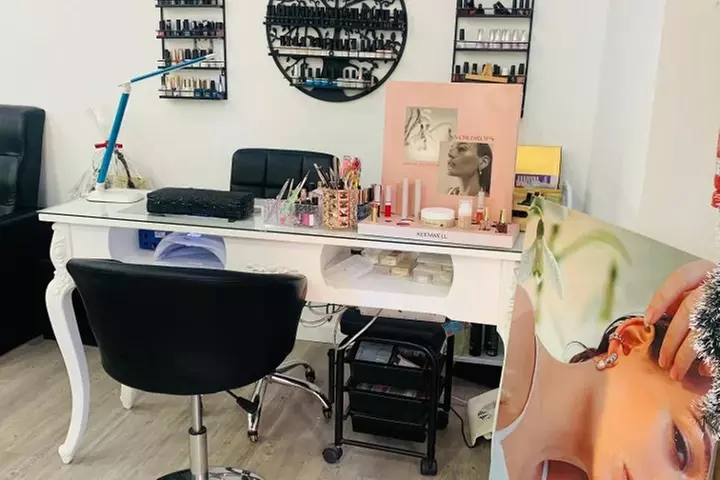 Tratamiento capilar con principios activos y corte de puntas para 1