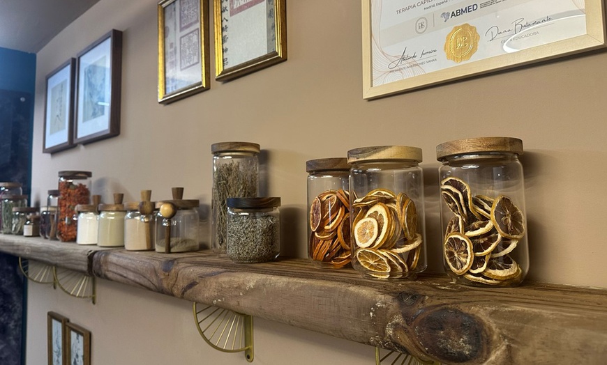 Image 6: Asian Head Spa o ritual Asian Shiatsu Head Spa de 60 o 105 minutos