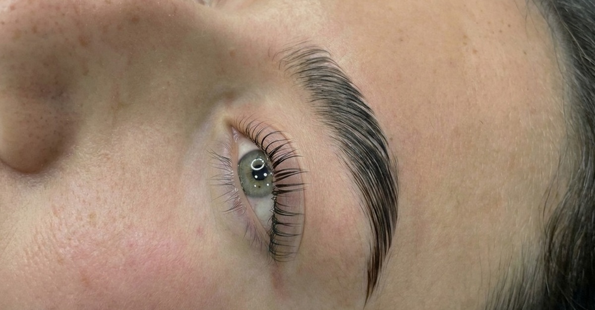 Lash & Brow Lamination Treatments For Long-lasting Definition Lash & Brow Lamination Treatments For Long-lasting Definition