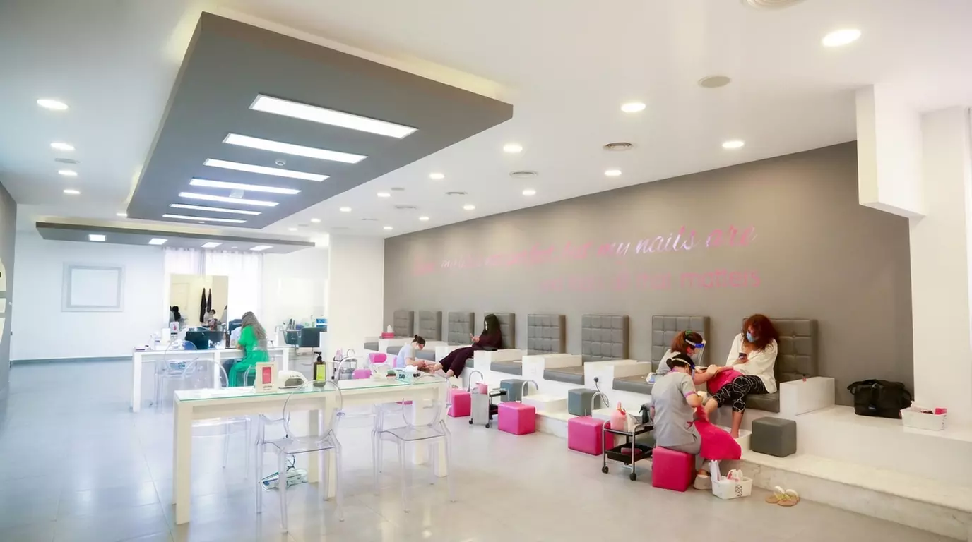 Get Full Set Soft Gel or Acrylic/Hard Gel Nails w Long-Lasting Shine