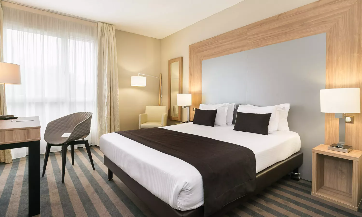 Straßburg: Superior-Doppelzimmer mit Fitness, opt. mit Frühstück