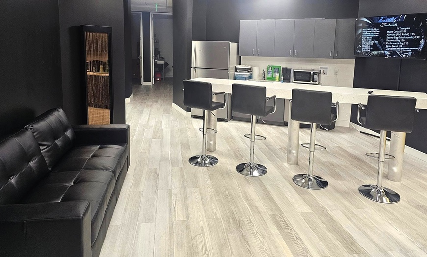 Image 6: Tone Your Body w/ 1, 4 or 6 Body Contouring Session with Emszero HIFEM