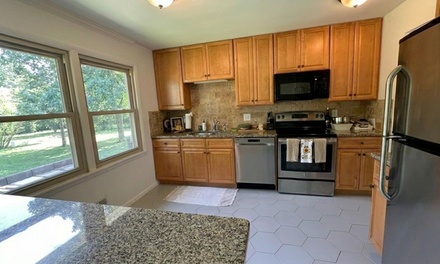 4 Man-Hours of House Cleaning (2 Cleaners × 2 Hours or 3 Cleaners × 1 Hour 20 Minutes) - Williams All Cleaning Services