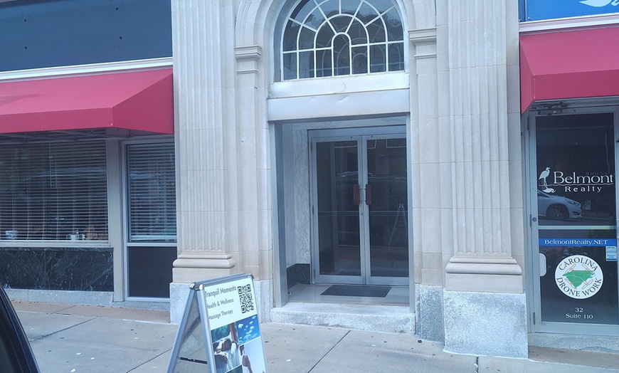 Image 5: Unwind with One, Three, or Five 60-Minute Swedish Massage Sessions