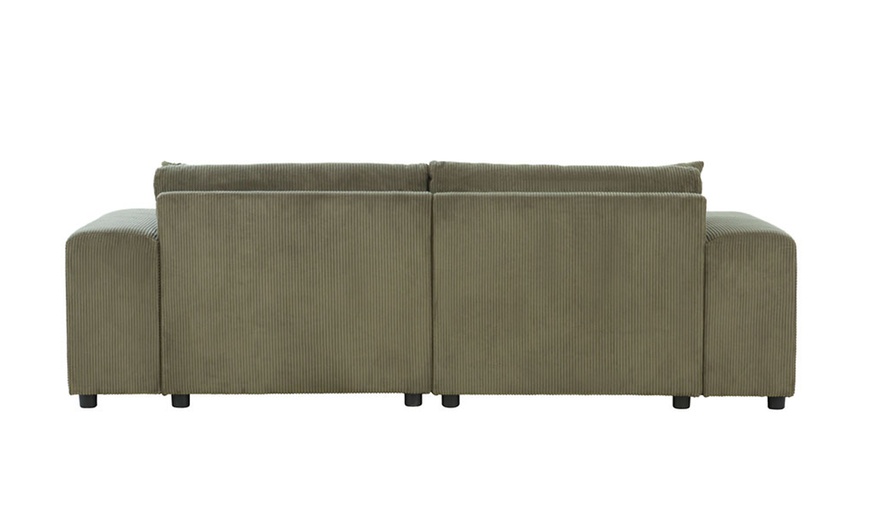 Image 12: Canapé d'angle réversible 3 places "Jambi" de Kocoon en velours côtelé