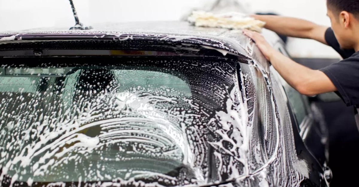 Servicio de detallado interior y exterior de coche en Valencia