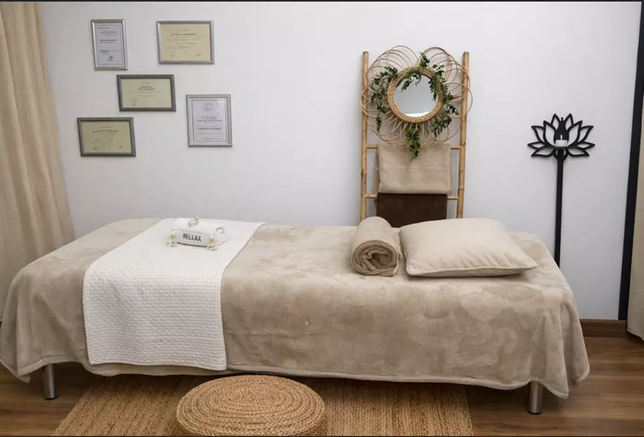 Massage relaxant ou suédois ou formule massage dos et visage Gua Sha