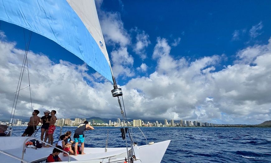 Image 7: 1-Hour Aloha Sail – Waikiki Coastline & Diamond Head Views