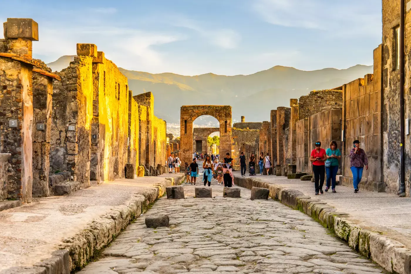 ✈ 14-Day Italy and Greece Vacation with Air from Great Value Vacations