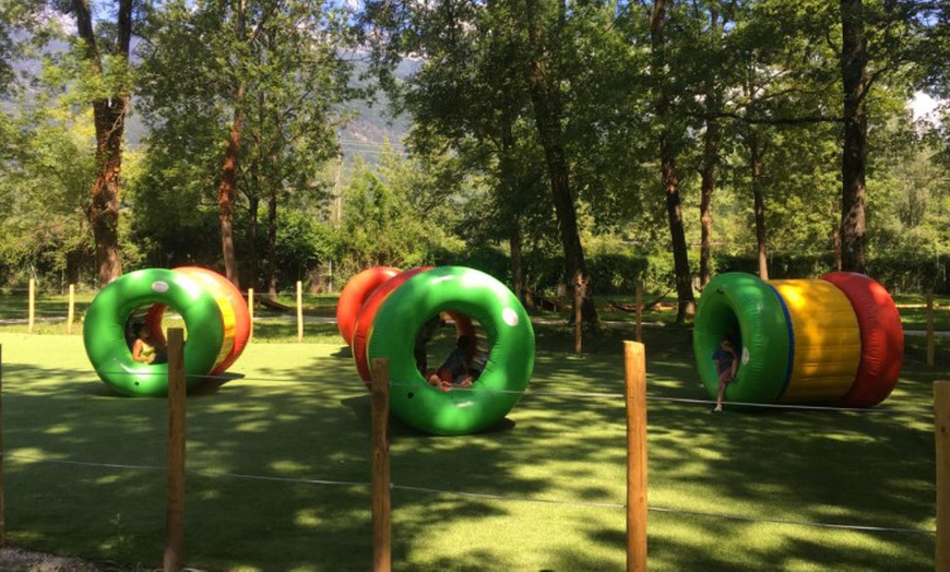 Image 4: Entrée pour le parc de jeu Elfy Park