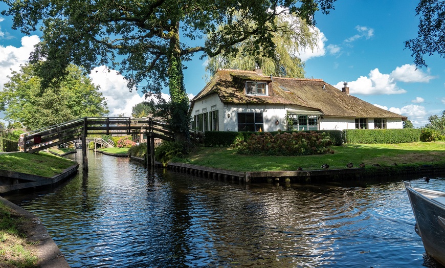 Image 14: Giethoorn Tour: vanuit Amsterdam in een Hop On Hop Off Holland bus