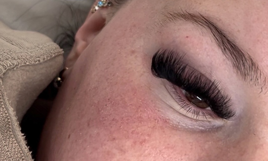 Image 5: Classic, Hybrid, Russian Volume, or Mega Volume Eyelash Extensions