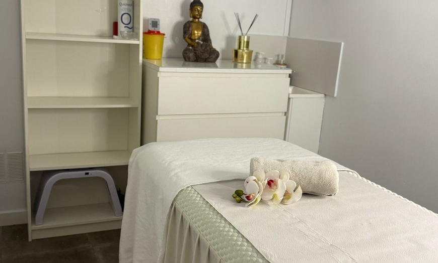 Image 6: Extensiones de pestañas con opción a diseño y depilación de cejas