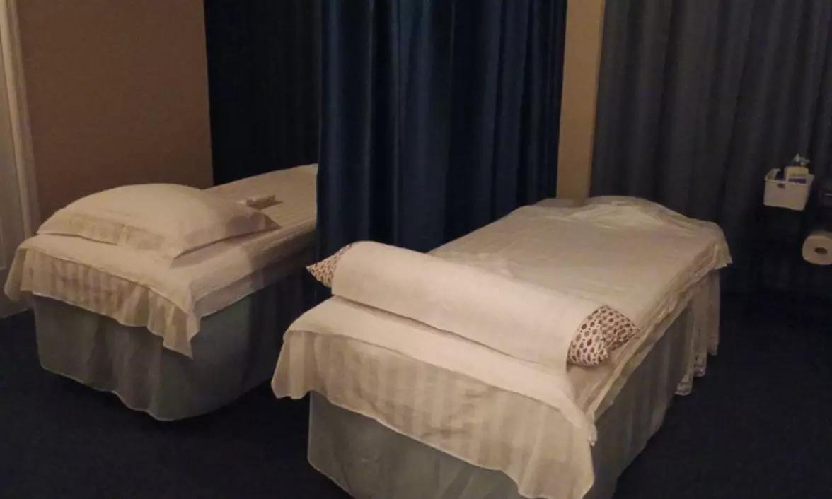 60, 90, or 120-Min Solo or Couple Massage + Aromatherapy & Hot Stone 