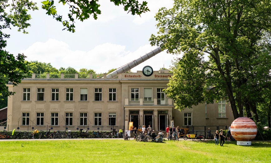 Image 3: Wertgutschein über 16, 18 oder 20€ für die Stiftung Planetarium Berlin