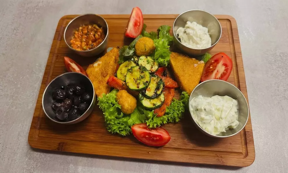 3-Gänge-Menü à la Carte inkl. Softgetränk für 2 oder 4 Personen