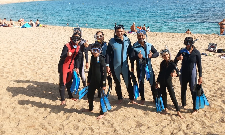 Image 7: Snorkelling con biología marina