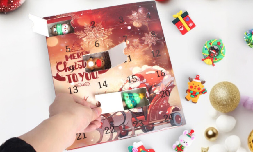 Image 1: Christmas Advent Calendar Blind Box with 24 Festive Charms