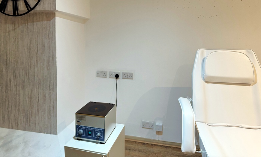 Image 4: Up to 75% Off on Facial - HydraFacial at Mara Skin Clinic