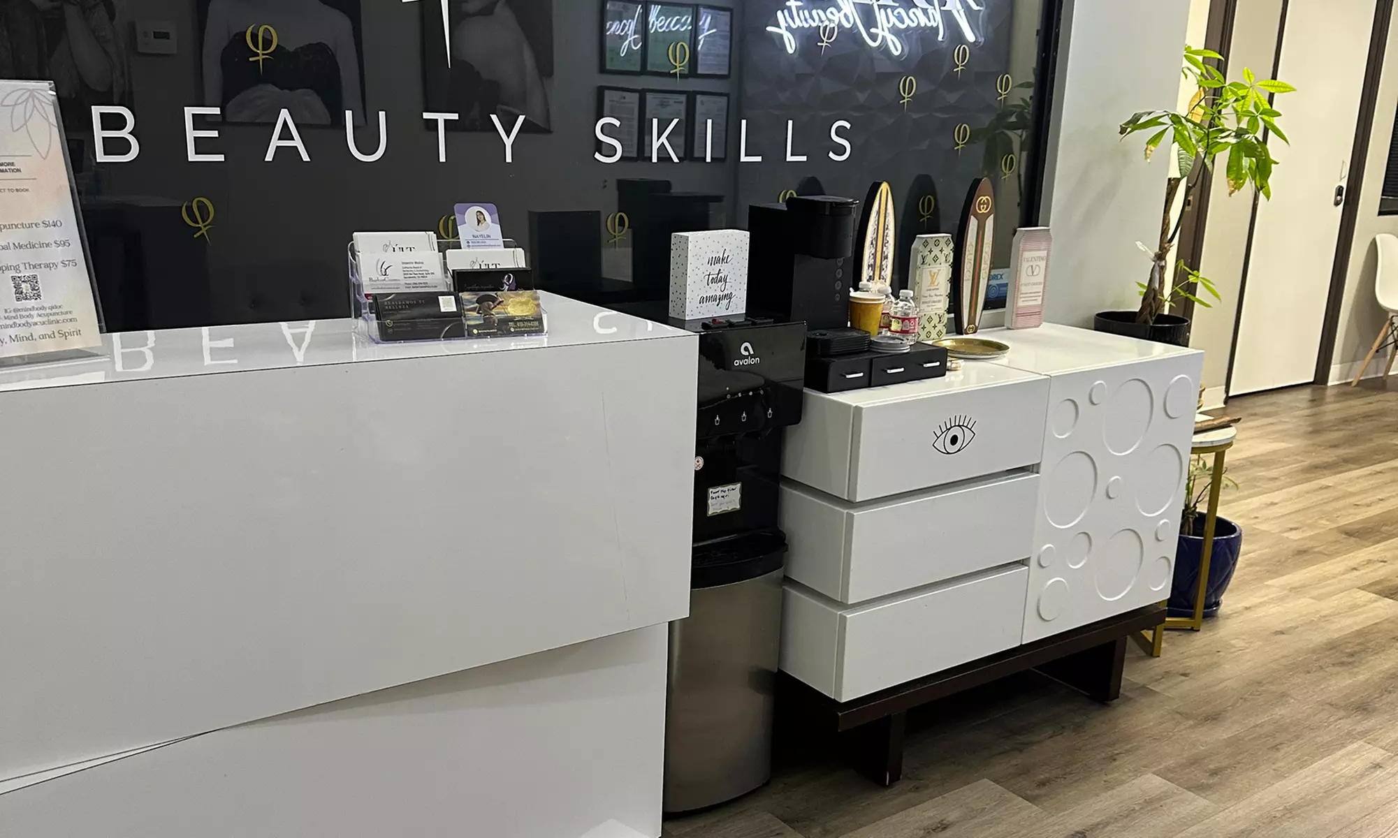 Get a Radiant Smile w/ 1, 2, or 3 45-Minute Teeth Whitening Treatments