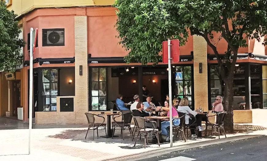 Image 11: Menú mediterráneo para 2 o 4 personas con arroz para compartir