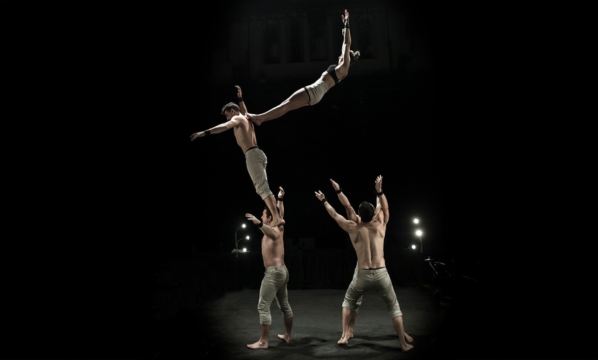 Image 7: Chamäleon Theater präsentiert: „A Simple Space“ im Juni und Juli 2025