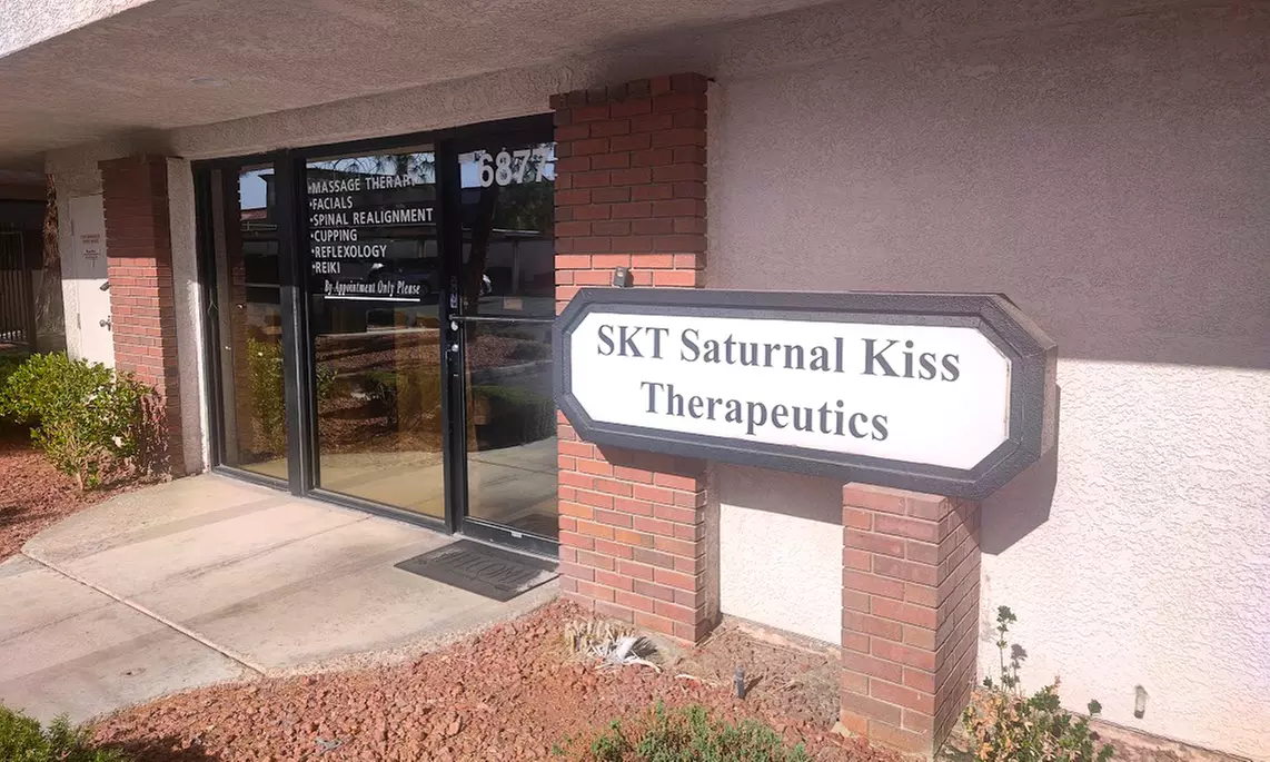 Relax with One or Two Sessions 60- or 90-Minute Massage Your Choice