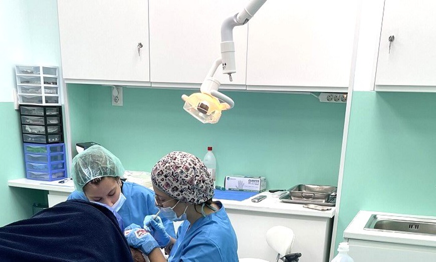 Image 6: Sesión de plasma pen para lunares, cicatrices o verrugas para 1