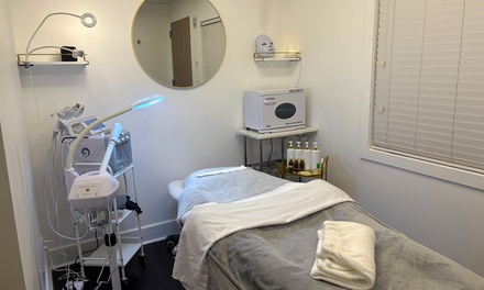 Two Sessions: 60-Minute Choice of Facial: Hydrating, Oxygen or Diamond Dermabrasion - RaizLumina