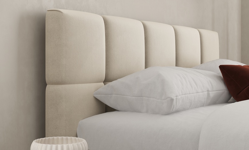 Image 12: DS Living Ovella Cubed Upholstered Bed