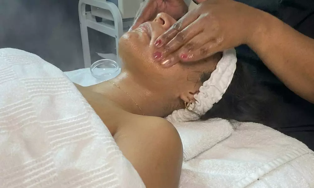 60-Minutes One, Three, or Five Hydra Balance Facials Sessions