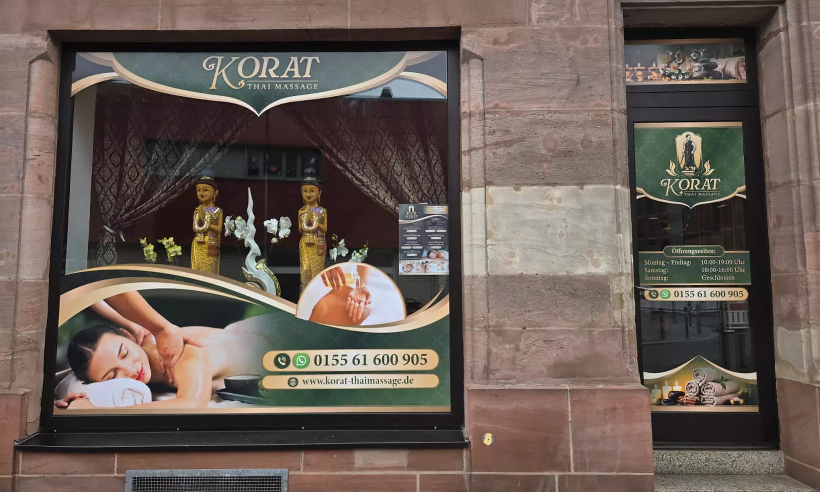 Traditionelle Thai-, klassische Thai-Öl- oder Rücken-Nacken-Massage