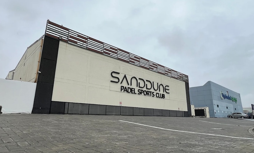 Image 6: Discover Flexible Game Time with 45 or 90-Minute Padel Court Access