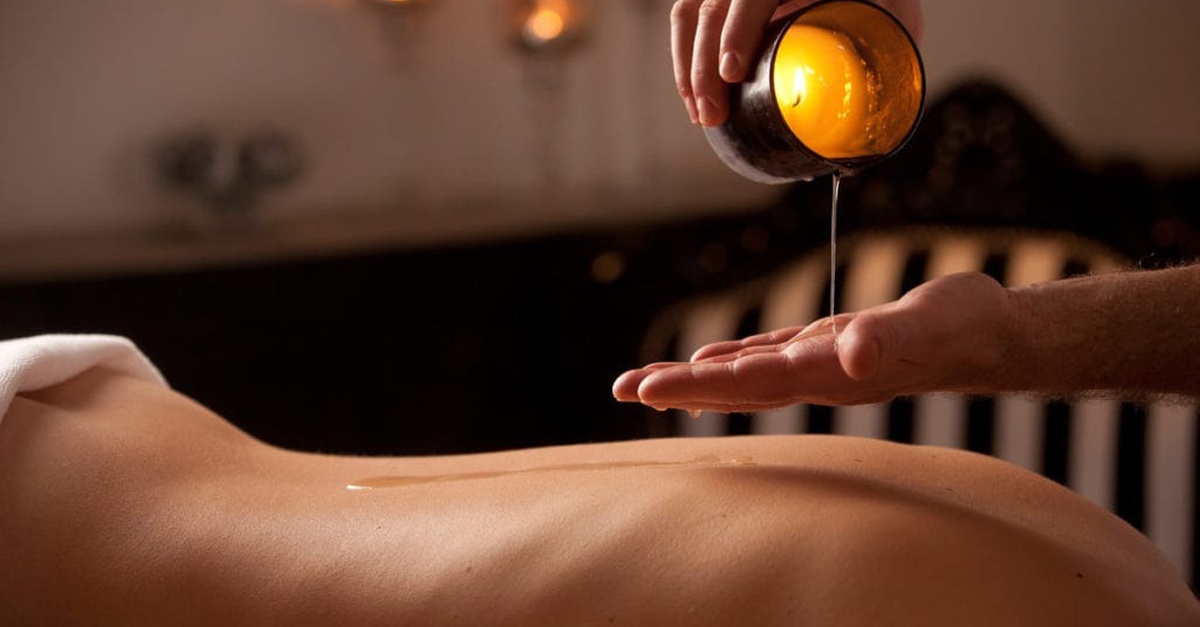 Masaje relajante y de cuerpo completo en Málaga