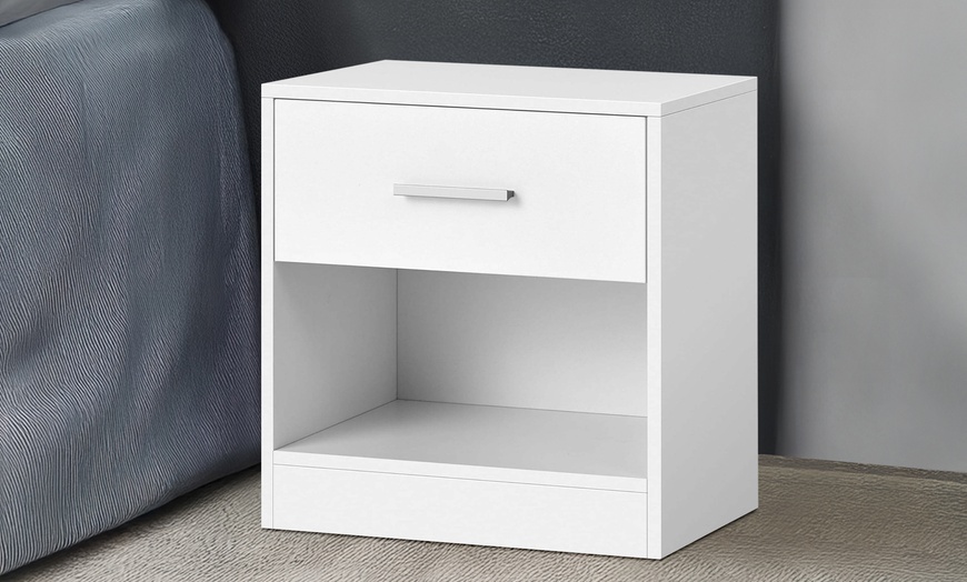 Image 1: Comodino con cassetto e spazio portalibri